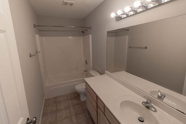 1871 W FIELD ST, Columbia, MO 65203