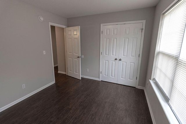 1871 W FIELD ST, Columbia, MO 65203