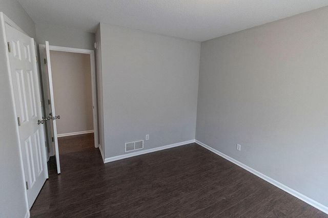 1871 W FIELD ST, Columbia, MO 65203