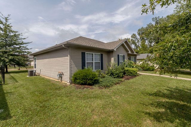 1871 W FIELD ST, Columbia, MO 65203