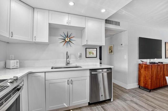360 Flanders Drive H, Delray Beach, FL 33484