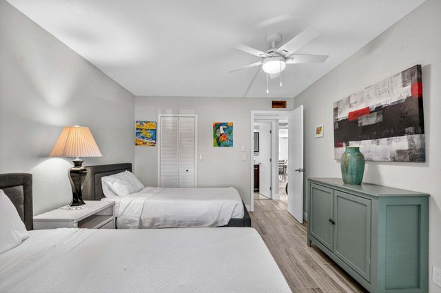 360 Flanders Drive H, Delray Beach, FL 33484