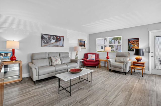 360 Flanders Drive H, Delray Beach, FL 33484