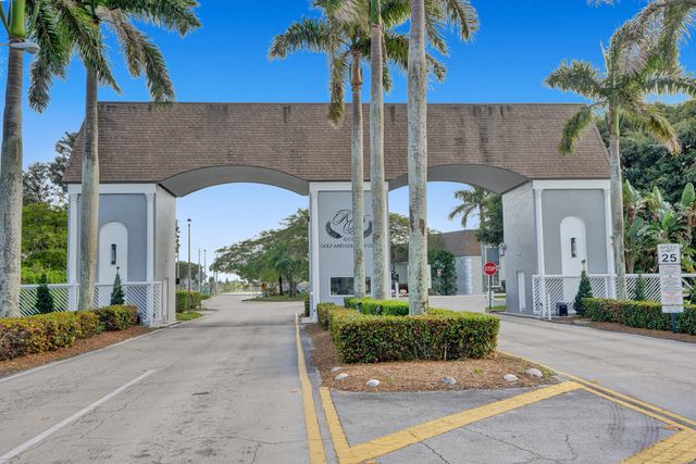 360 Flanders Drive H, Delray Beach, FL 33484
