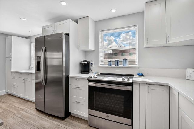 360 Flanders Drive H, Delray Beach, FL 33484