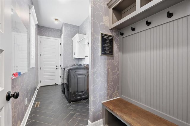 202 NW Ambersham Drive, Lee's Summit, MO 64081
