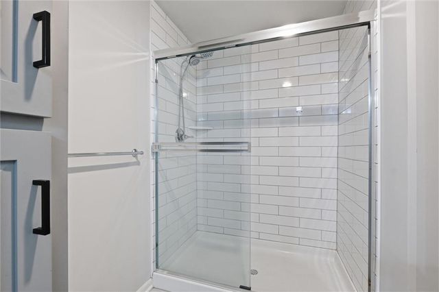 202 NW Ambersham Drive, Lee's Summit, MO 64081