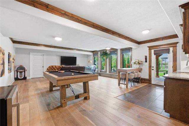 202 NW Ambersham Drive, Lee's Summit, MO 64081