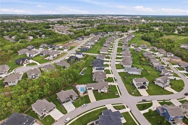 202 NW Ambersham Drive, Lee's Summit, MO 64081