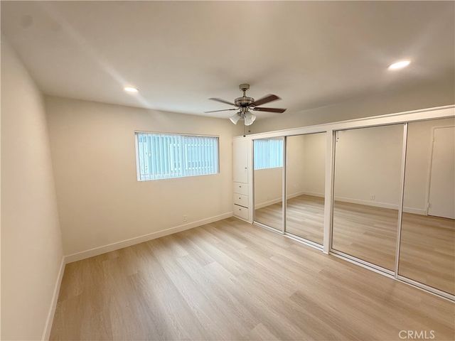919 E Acacia Avenue R, Glendale, CA 91205