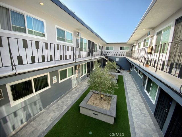 919 E Acacia Avenue R, Glendale, CA 91205