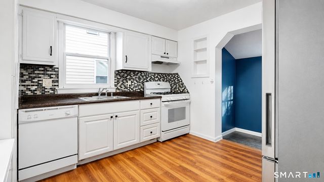 21 Parmalee Avenue 2, New Haven, CT 06511
