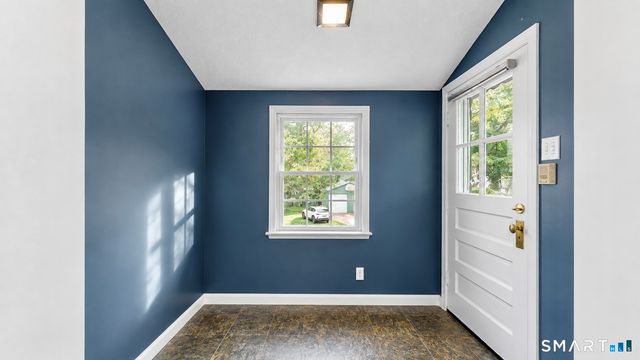 21 Parmalee Avenue 2, New Haven, CT 06511