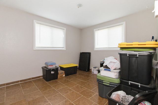 10068 County Road 8490, West Plains, MO 65775