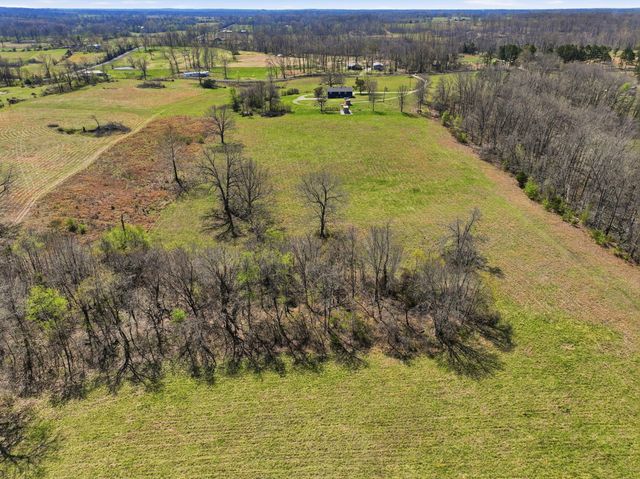 10068 County Road 8490, West Plains, MO 65775