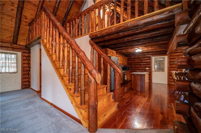 17917 Ellsworth Road, Lake Milton, OH 44429