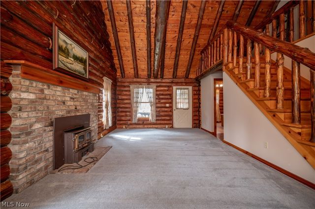 17917 Ellsworth Road, Lake Milton, OH 44429