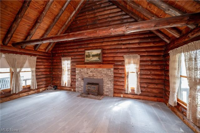 17917 Ellsworth Road, Lake Milton, OH 44429