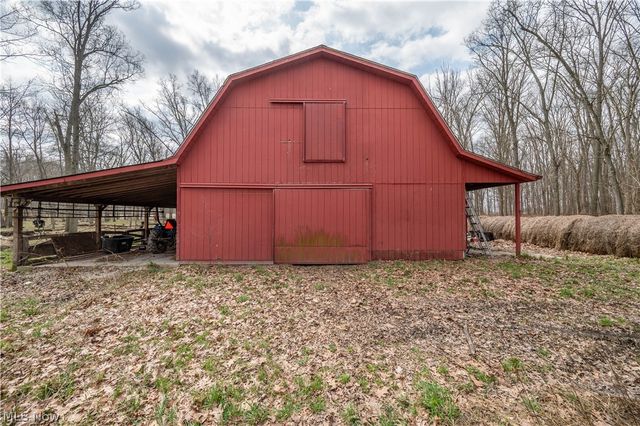 17917 Ellsworth Road, Lake Milton, OH 44429