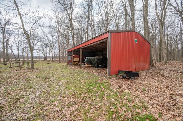 17917 Ellsworth Road, Lake Milton, OH 44429