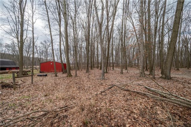 17917 Ellsworth Road, Lake Milton, OH 44429