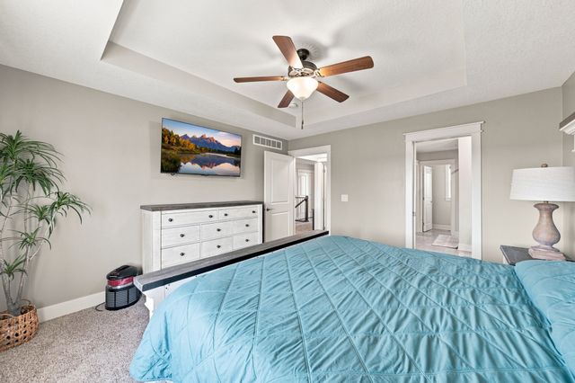 517 Shiloh Rose Parkway NW, Bondurant, IA 50035