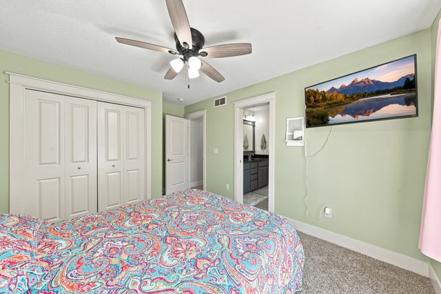 517 Shiloh Rose Parkway NW, Bondurant, IA 50035