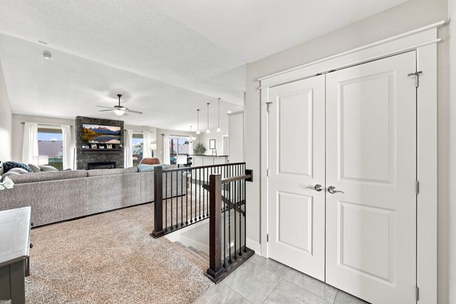 517 Shiloh Rose Parkway NW, Bondurant, IA 50035
