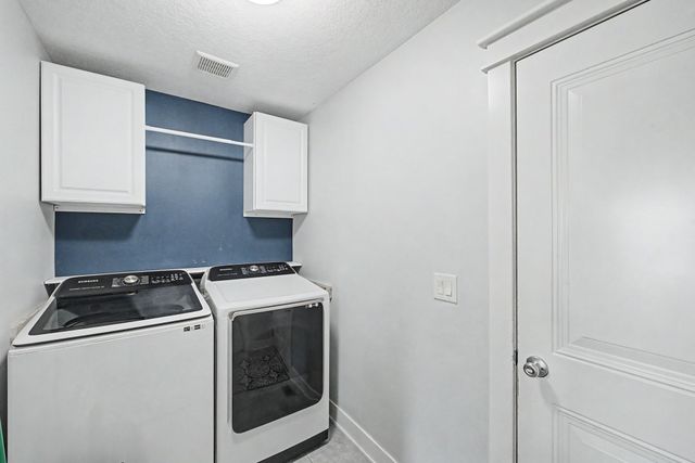 517 Shiloh Rose Parkway NW, Bondurant, IA 50035