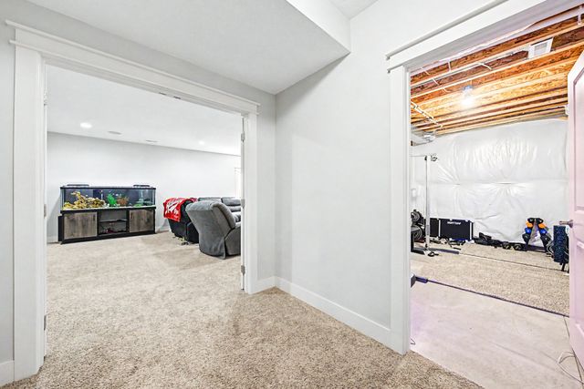 517 Shiloh Rose Parkway NW, Bondurant, IA 50035