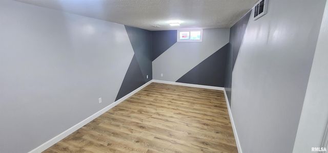 6848 Lake Service Road, Rochester, IL 62563