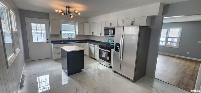 6848 Lake Service Road, Rochester, IL 62563