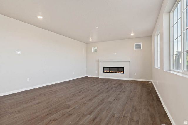 37 E BROADWAY DR, Saratoga Springs, UT 84045