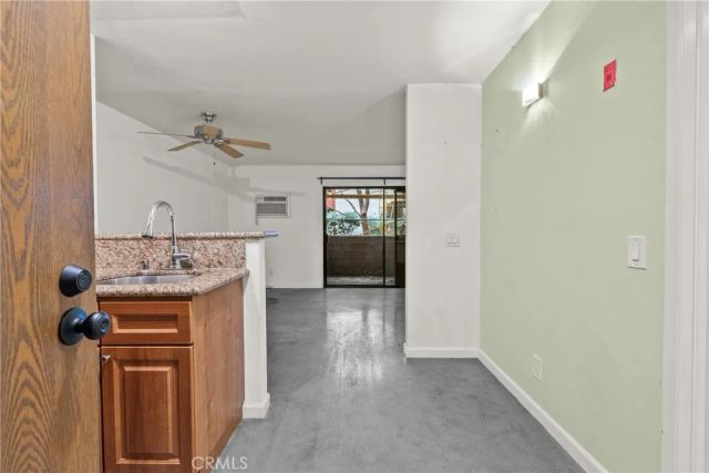 20234 Cantara 125, Winnetka, CA 91306