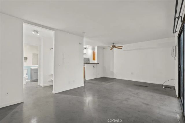 20234 Cantara 125, Winnetka, CA 91306