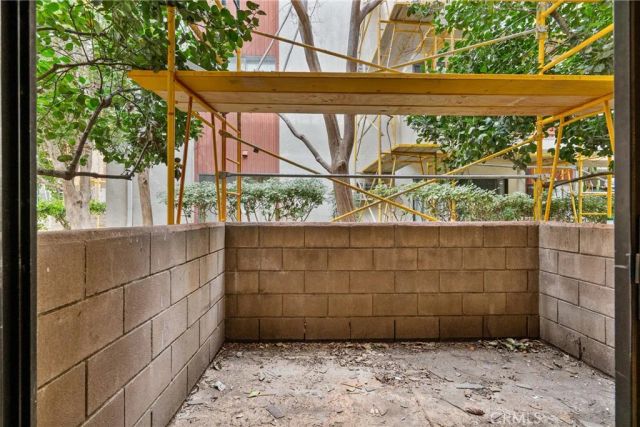 20234 Cantara 125, Winnetka, CA 91306