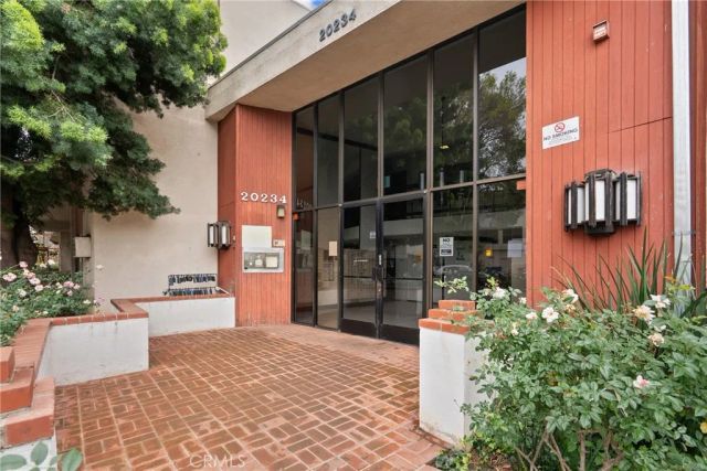 20234 Cantara 125, Winnetka, CA 91306