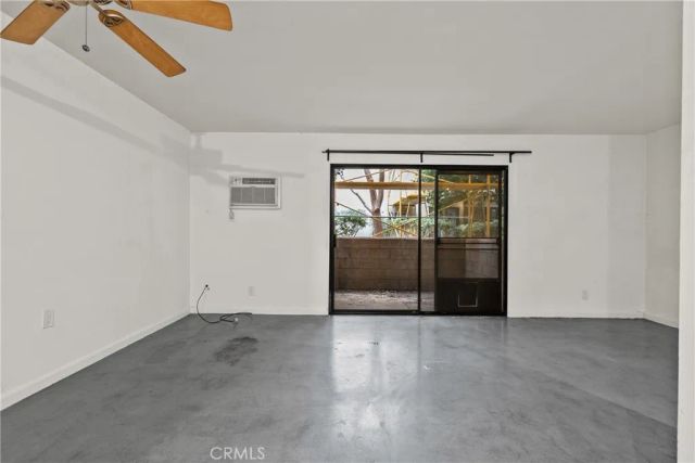 20234 Cantara 125, Winnetka, CA 91306