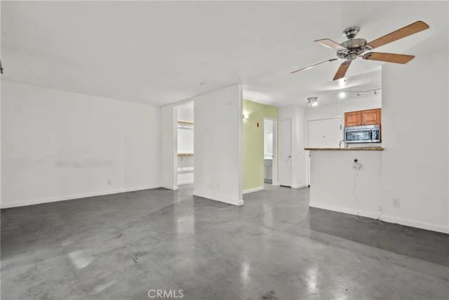 20234 Cantara 125, Winnetka, CA 91306