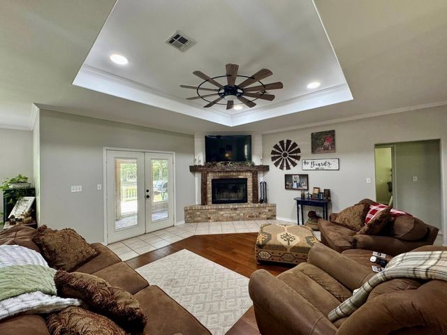 15590 Fm-92, Spurger, TX 77660