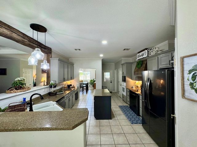 15590 Fm-92, Spurger, TX 77660