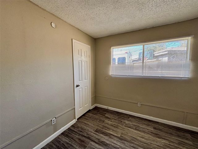 5610 Drakestone Bl, Houston, TX 77053