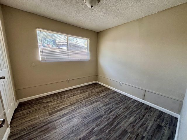 5610 Drakestone Bl, Houston, TX 77053