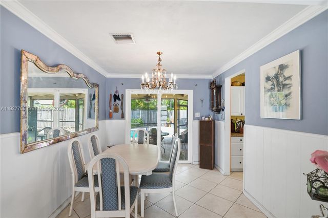 1441 NE 42nd St, Oakland Park, FL 33334