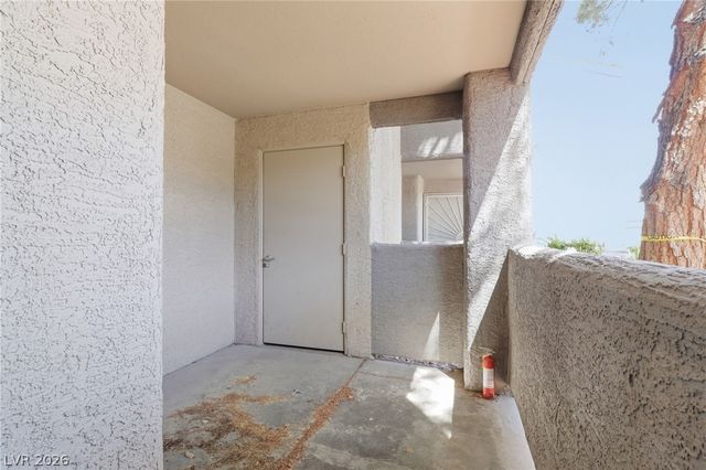 5055 West Hacienda Avenue 1190, Las Vegas, NV 89118