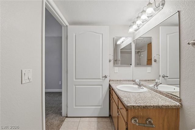 5055 West Hacienda Avenue 1190, Las Vegas, NV 89118