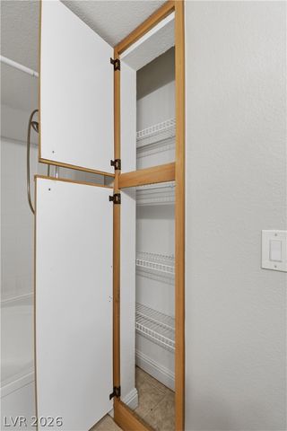 5055 West Hacienda Avenue 1190, Las Vegas, NV 89118