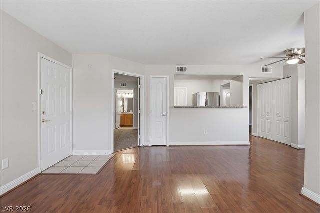 5055 West Hacienda Avenue 1190, Las Vegas, NV 89118