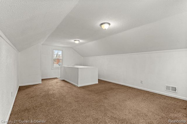 19735 Annott Street, Detroit, MI 48205