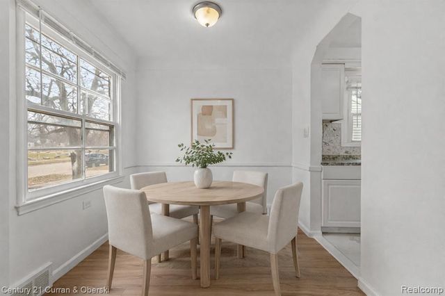 19735 Annott Street, Detroit, MI 48205